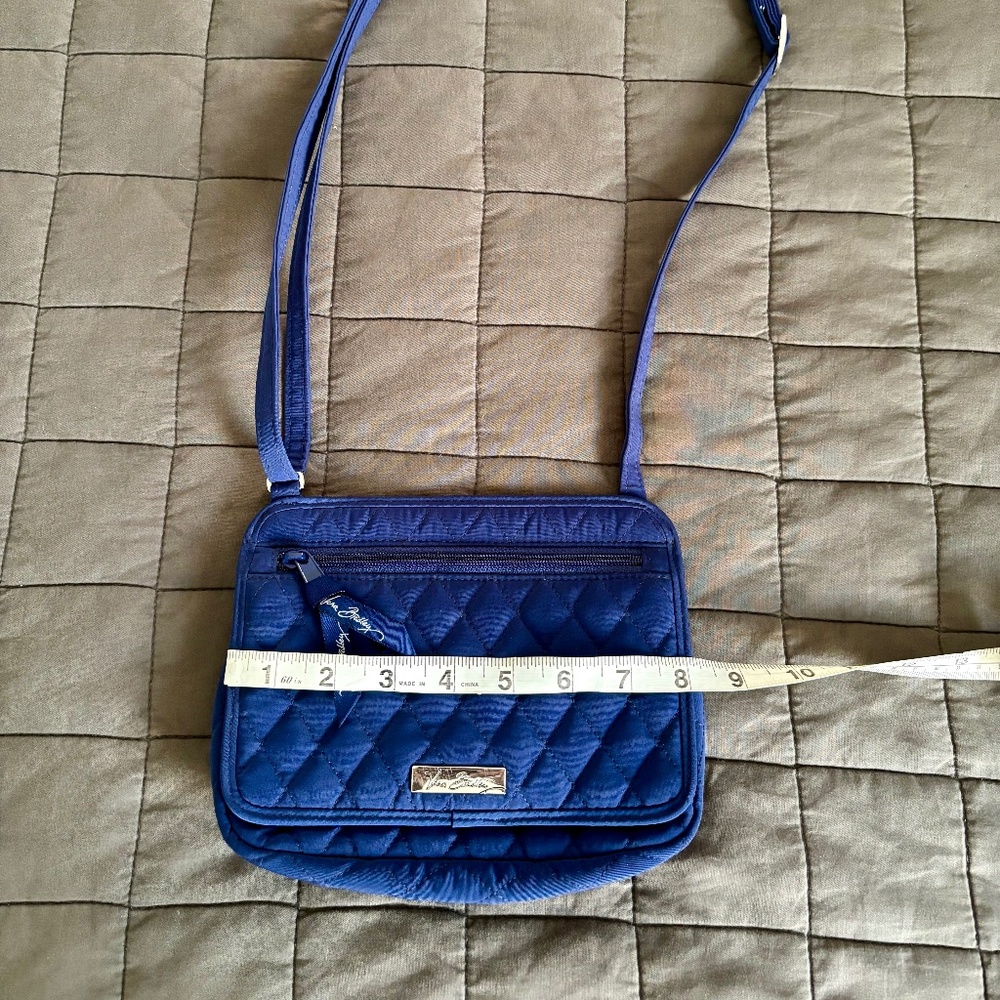 Vera Bradley mini purse Navy Blue like new